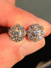 Stunning Vintage Natural 2ct Champagne Diamond Daisy flower earrings 18ct Gold