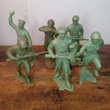 Set Of 6 WWII Russian Soldiers, 6-inches Tall, Made By Marx, 1963  111