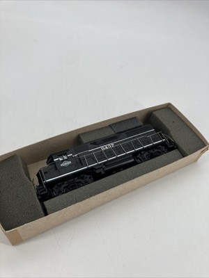 HO Scale Athearn 4204 GP-35 Illinois Central Powered Diesel #9432 Tested