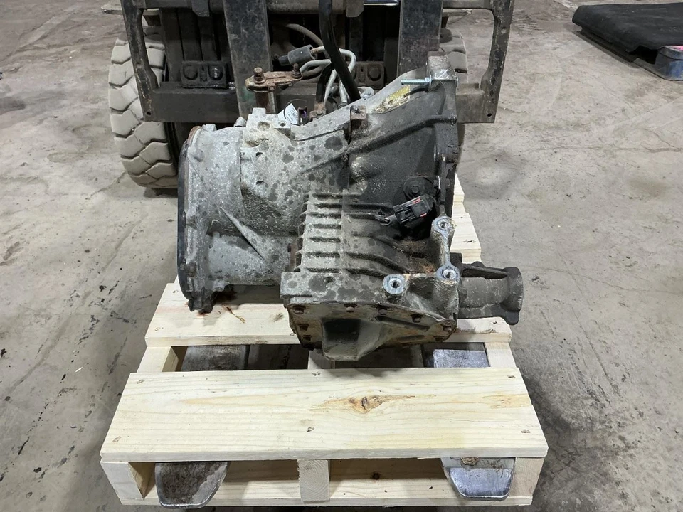 Automatic Transmission 3.8L 4 Speed Fits 05-06 CARAVAN 848005 Foto 3 de 4