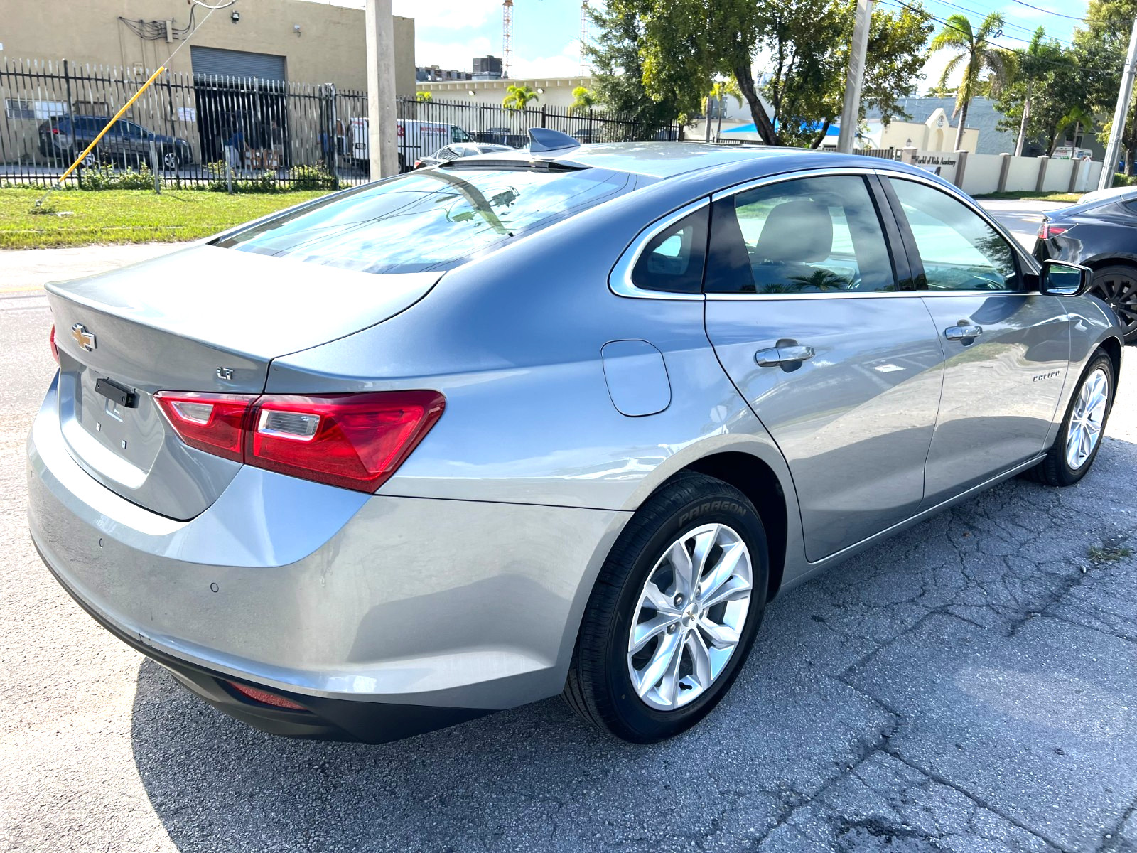 Chevrolet Malibu - Image 8