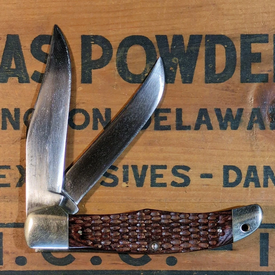 Faca de caçador dobrável vintage 1950 KABAR EUA - Madeira laminada irregular - Imagem 4 de 4