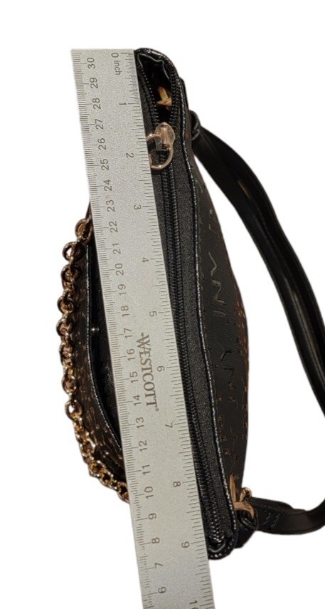 Jones New York Signature Handbag Black Gold Chain Zipper New Jones New York Signature Handbag Black Gold Chain Zipper New