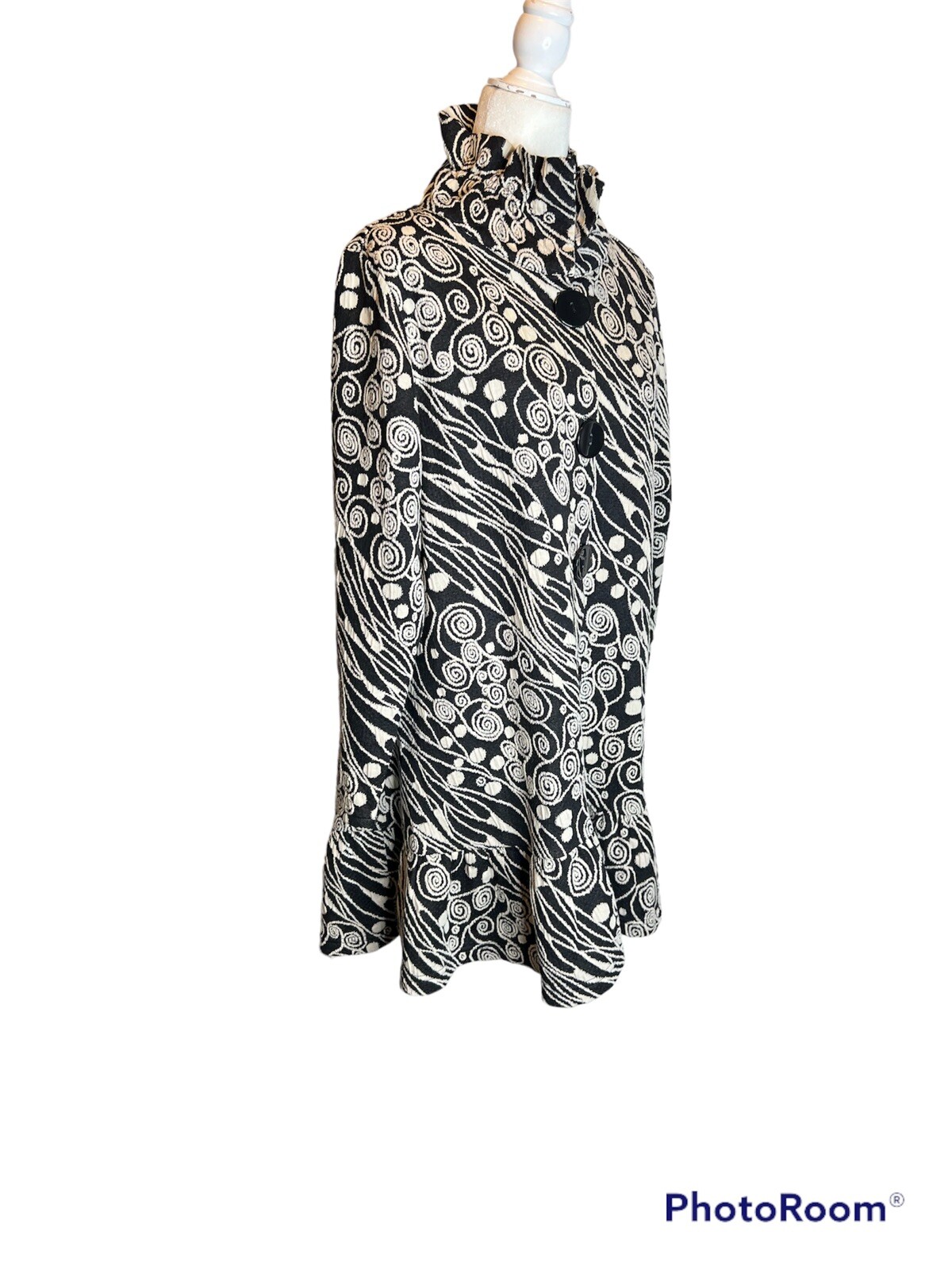 MOONLIGHT BUTTON FRONT SWEATER JACKET IN BLACK/ T… - image 4