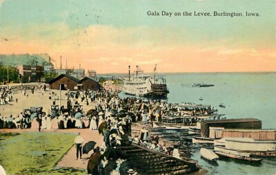 Postcard Gala Day on the Levee, Burlington, Iowa - Mississippi Riverboat