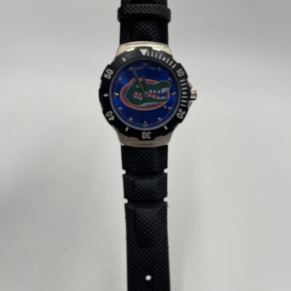 Reloj Game Time Florida Gators Unisex Fútbol Tono Plateado Banda Negra #27 Foto 3 de 4