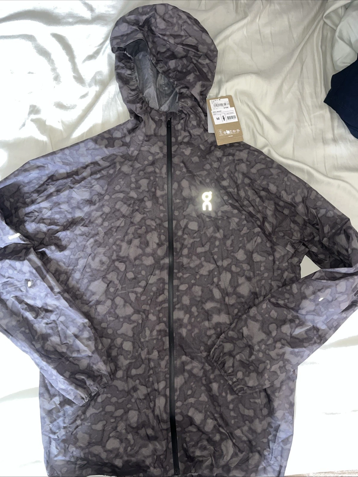 On Running Ultra 2 Waterproof Jacket - Men's Medium ~ $270 Eclipse