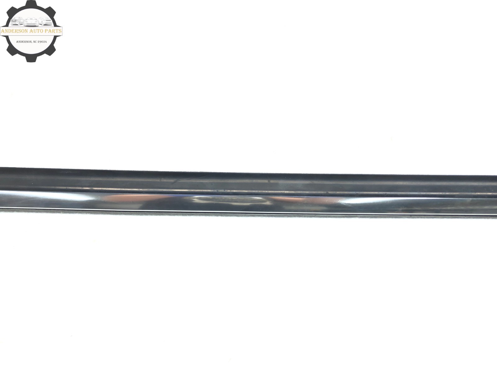 2008-2012 MASERATI GRANTURISMO M145 LEFT DRIVER SIDE DOOR WINDOW BELT MOLDING OE
