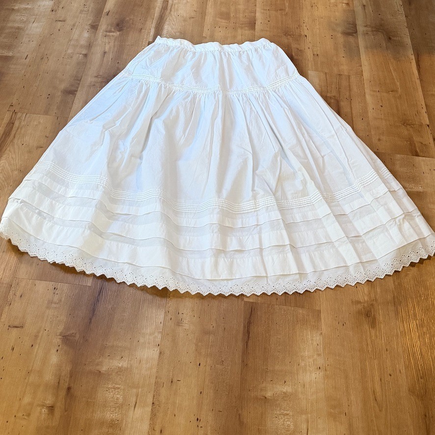 Doen Sebastiane Skirt in Powder (Size XL)