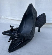 Vintage STUART WEITZMAN “Daydream” Gray Flannel 2” Heel Bowtie Pumps *Size 10M
