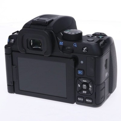 Near Mint Pentax K-70 24.2 MP Digital SLR Camera Black Body From