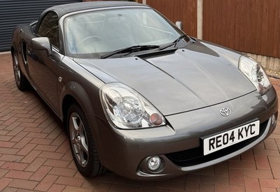 Toyota MR2 2004