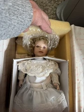 1998  13" Wendy Lawton Doll DOLLY  Ltd Ed 380/2500 with original box