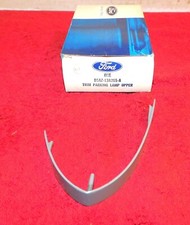 1975 1976 Ford Custom 500 LTD Brougham Landau NOS PARKING LAMP DOOR UPPER TRIM