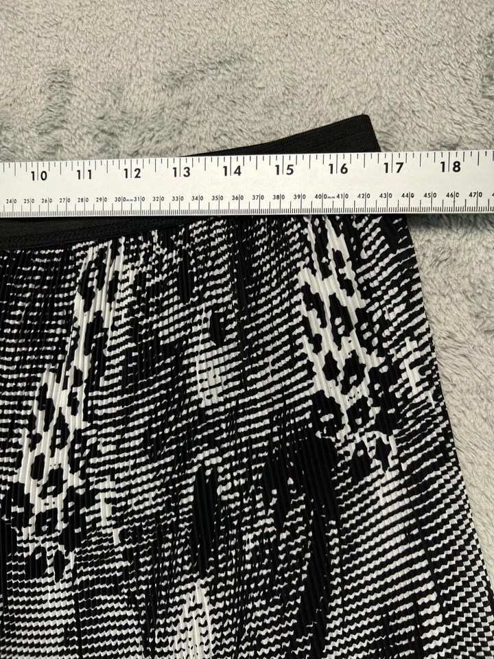 Maxi Falda New Directions Mujer Grande Negra Blanca Plisada Larga Pull On Damas Foto 4 de 4