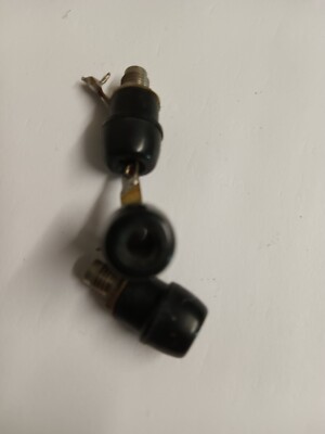 3 Stück 4mm Buchsen für Hameg 512-4 oder andere. 