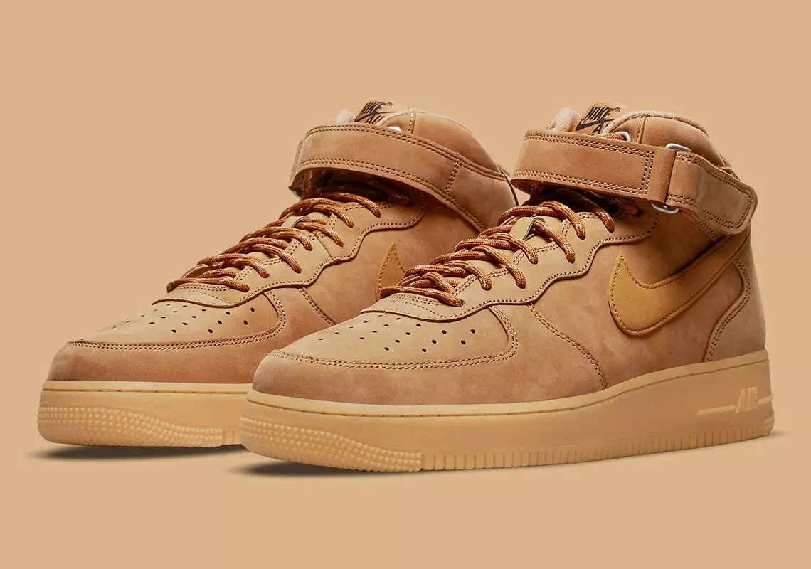 NIKE Air Force 1 LV8 3 (GS) wheat/wheat/gum light brown Basketball