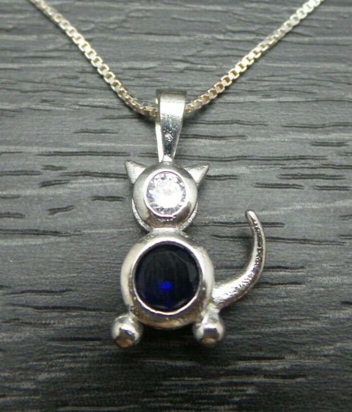 Vintage Sterling Silver Blue Kitty Cat Pendant Box Chain Link Necklace 16  inches