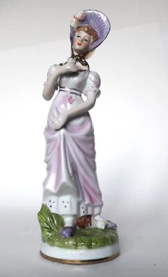 Porzellanfigur Mädchen Dame mit Hut + Blumen Capodimonte Italien Neapel N Krone - Bild 1 von 4