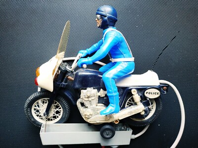 Ancienne Moto De Police Bandai En Tôle Téléguidée – Années 60