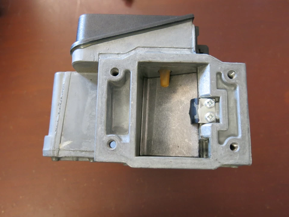 Medidor de flujo de aire Porsche 911 1974-1998 Bosch 0280203023 Foto 3 de 4