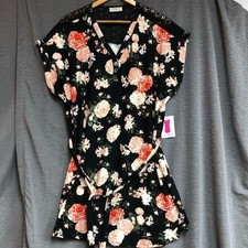 Bobby Brooks plus size 3X V-neck button up black dress with peach, red floral