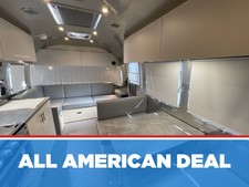 2026 Airstream Flying Cloud 28RBT
