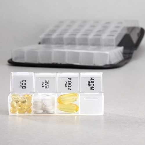 Double-sided 14 Day Pill Box Compact Vitamin Storage Case Short & Long Trips - Picture 6 of 10