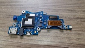 Samsung 900X NP900X3G Laptop USB IO Audio Kartenleser Platine BA92-13935A