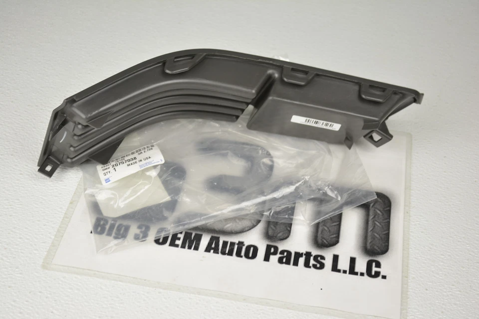 Faro antiniebla delantero derecho Cadillac CTS 2008-2014 bisel negro nuevo OE 20757038 Foto 2 de 3