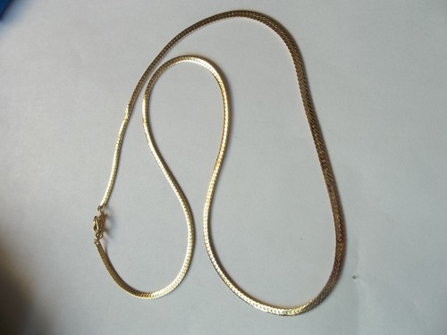 GOLD FAUX 8 1/2 NECKLACE - Picture 2 of 2