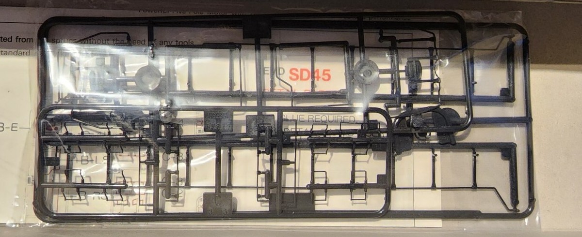 Kato HO EMD SD45 Diesel CP RAIL #5493 | eBay