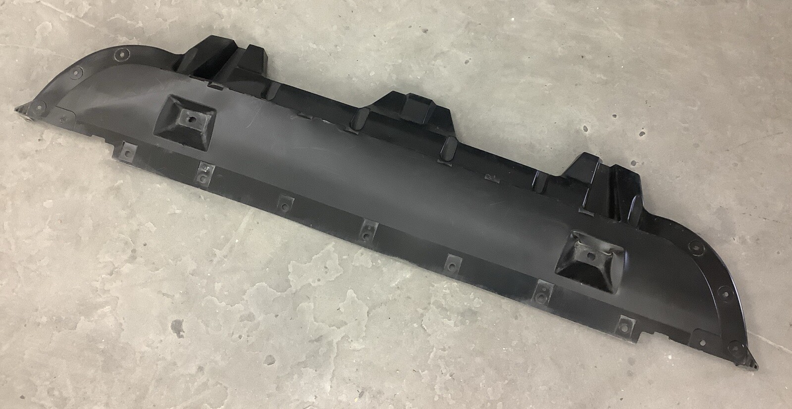 2023 2024 2025 MASERATI GRECALE FRONT UNDER TRAY BUMPER LOWER SUPPORT