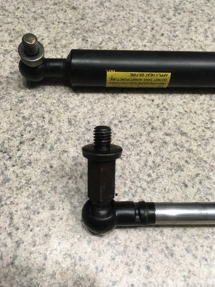 Puntales de escotilla trasera Mitsubishi 3000gt 1992 (2) con accesorios de montaje Foto 2 de 4