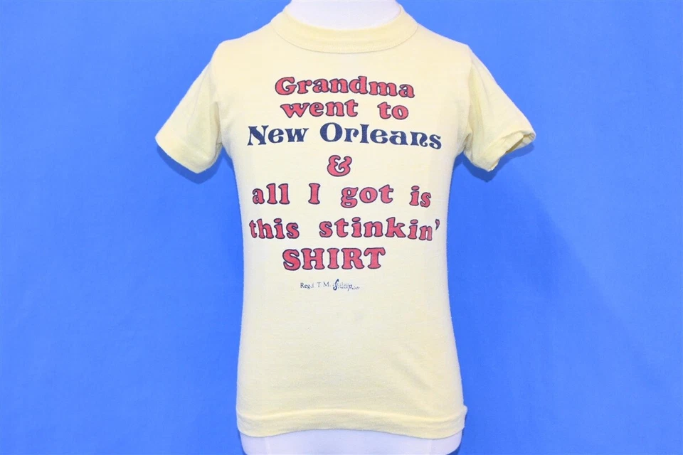 Camiseta de colección años 70 GRANDMA GO TO NEW ORLEANS & ALL I GOT IS THIS STINKIN JOVEN S  Foto 2 de 4