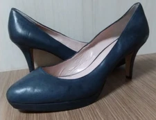 VINCE CAMUTO Desti Blue Leather Platform Pumps Classics 11 M/41 EU