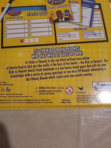 Family Feud Board Game Kids vs Parents The Great Family Equalizer Steve Harvey - Picture 8 of 10