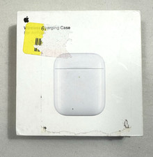 Apple Wireless Charging Case for AirPods Model MR8U2AM/A Great Condition Used