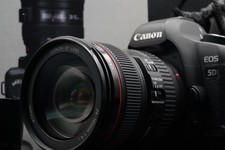 Canon EOS 5D Mark II DSLR Camera  EF 24-105mm f/4 Lens Black 10364