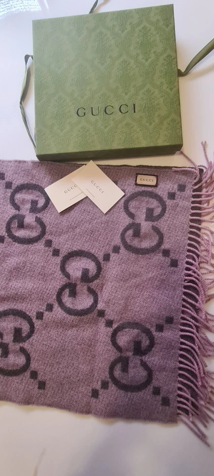 Bufanda Gucci Cashmere l hecha en Italia con caja y tarjeta de cuidado de instrucciones Foto 3 de 4