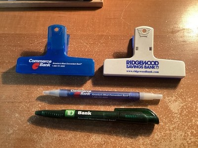 Vintage Commerce Td Ridgewood Bank Marketing Advertising Pens, Bag Clips