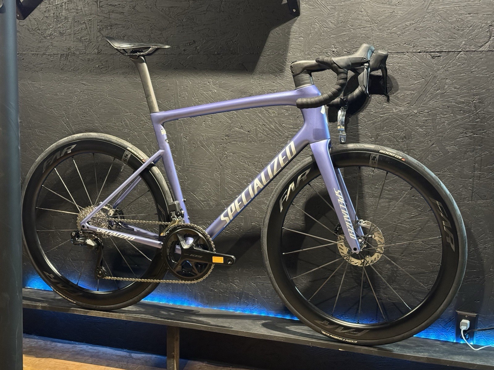 Specialized tarmac sl8 size 58 custom build (all New Parts)