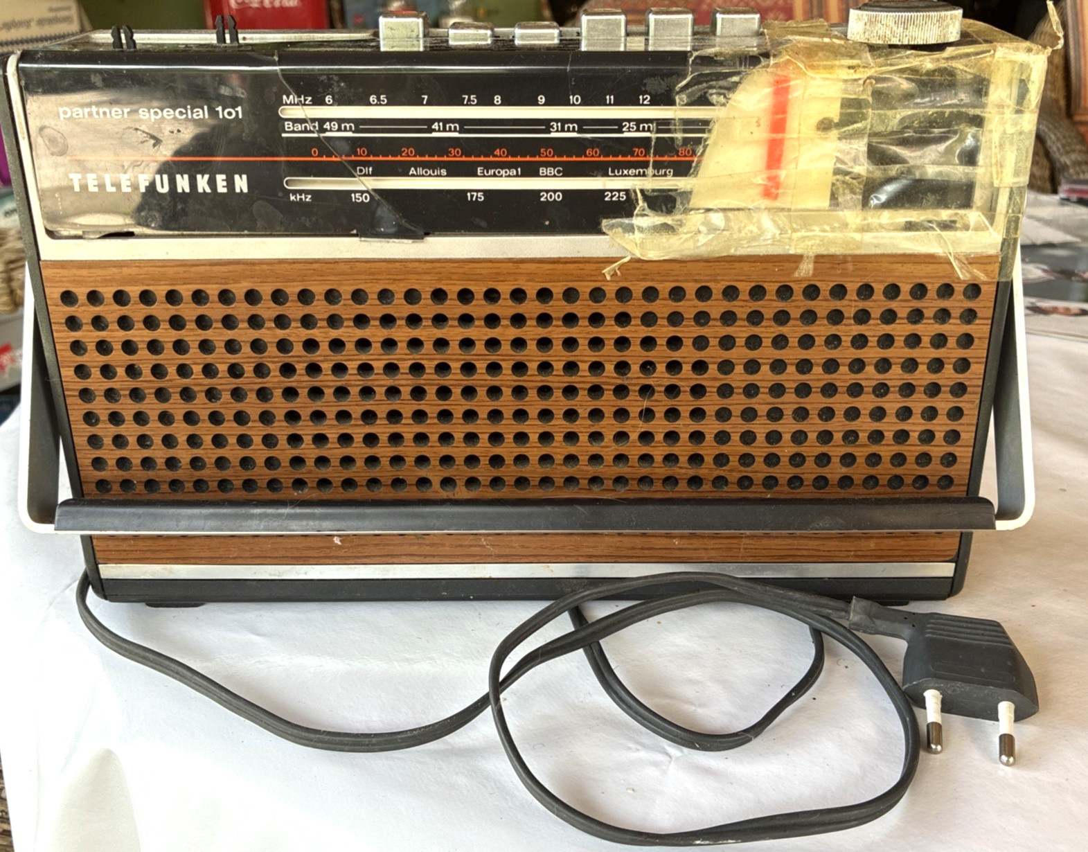 Vintage Kofferradio Telefunken Partner Spezial 101  70er DEFEKT/Bastler #1890