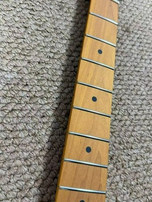 22 Fret Canadian Roasted Maple S-Style Head Guitar Neck 9.5'' Bone Nut Satin