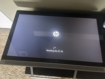 HP pavilion 27-All in one desktop PC - 27  Full HD - Intel Core i7 - Windows 10