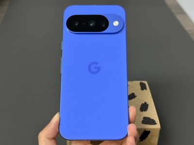 New Open Box Google Pixel 10 128GB Blue Factory Unlocked (100% Battery, Cycle 1)