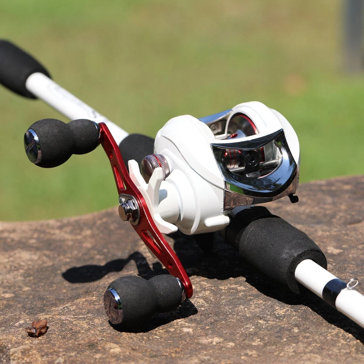 Baitcasting fishing rods deals