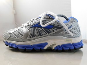 brooks ariel 12