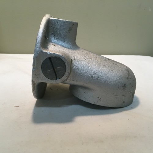 Appleton VGAT-75 V-51 Series Mounting Unilet 3/4" Threaded Malleable Iron - Picture 2 of 5