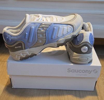 Saucony Originals Matrix Fade Pack Light Blue Fade Low Top 7.5M/9W  S70931-1